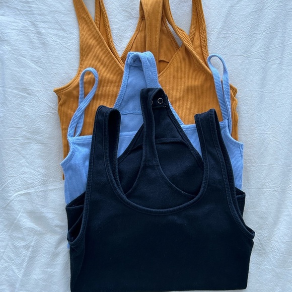 Abercrombie and Fitch Ribbed Bodysuit - Picture 3 of 3